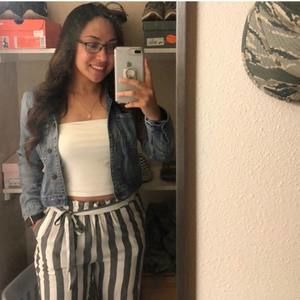 Meet your Posher, Viviana